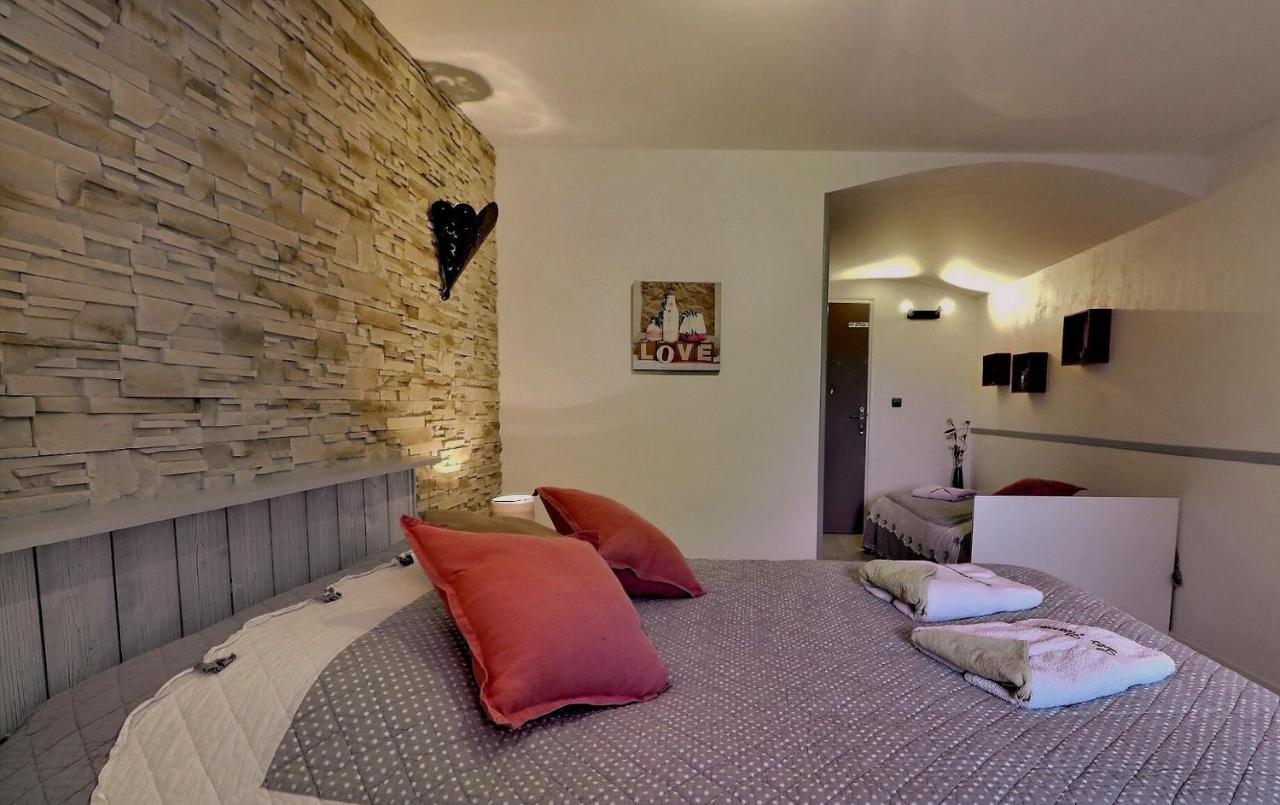 Chambres D'Hotes Les Fleurettes En Baie Du Mont Saint Michel Exteriör bild